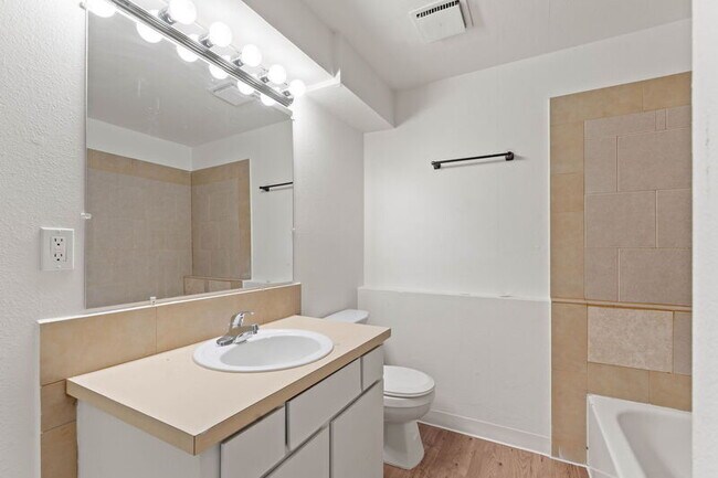 Foto del edificio - 2902 N Stone St