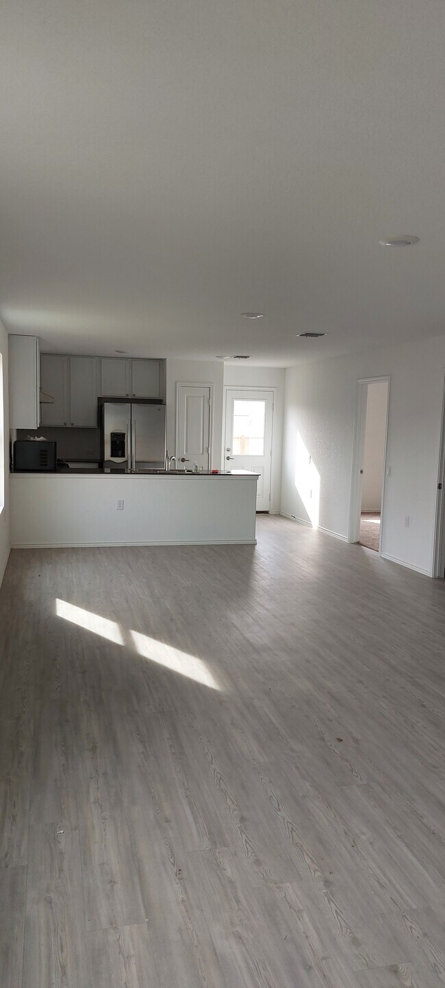 Building Photo - 10123 Kersey Ml