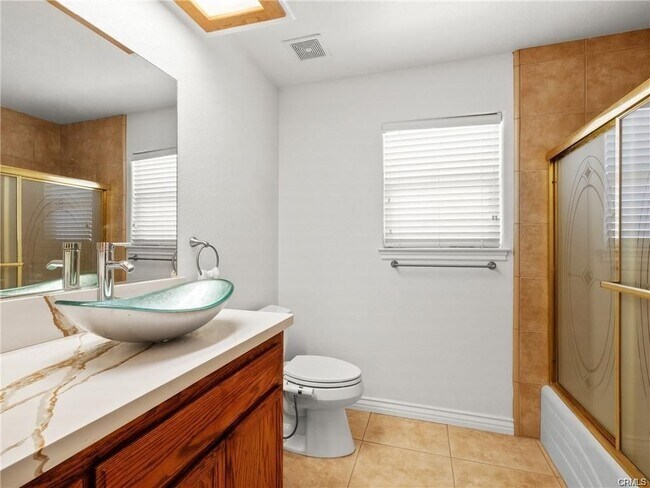 Building Photo - 27870 Jasmine Ln