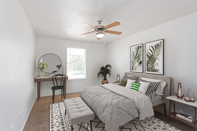 Photo - Pepper Tree Apartments