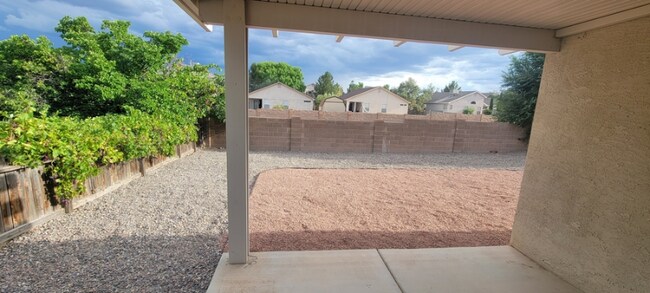 Building Photo - 740 Autumn Meadows Dr