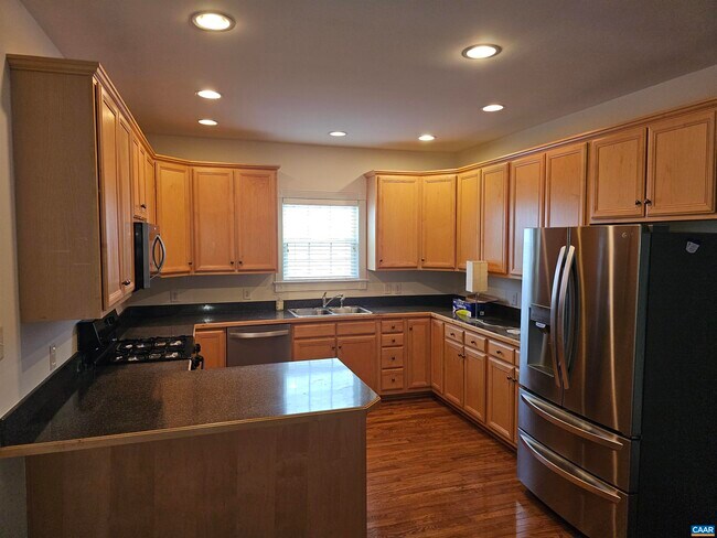 Foto del edificio - 134 Deerwood Dr
