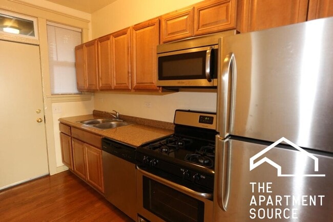 Foto del edificio - 4714 N Racine Ave