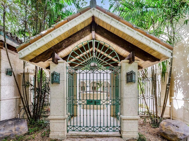 Foto del edificio - 3504 Banyan Cir