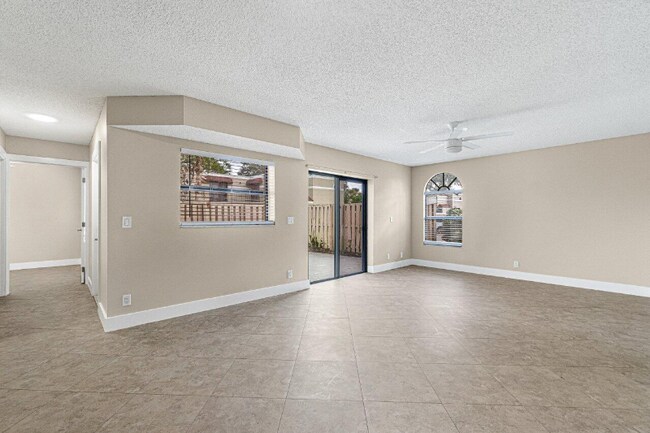 Building Photo - 4235 Village Dr