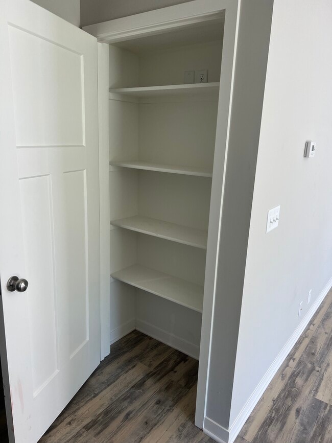 2030 Country View Ct, Tonganoxie, KS 66086 House Rental in Tonganoxie, KS