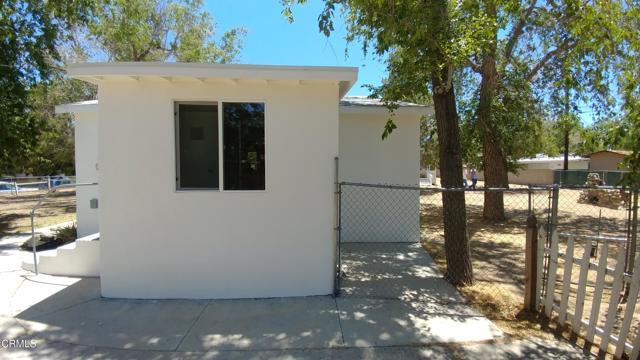 Foto del edificio - 1032 W Newgrove St