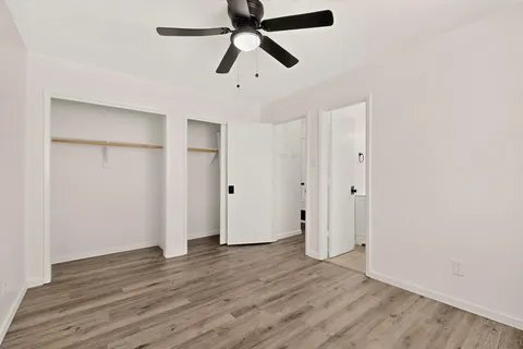 Foto del edificio - 12608 Copper Ave NE