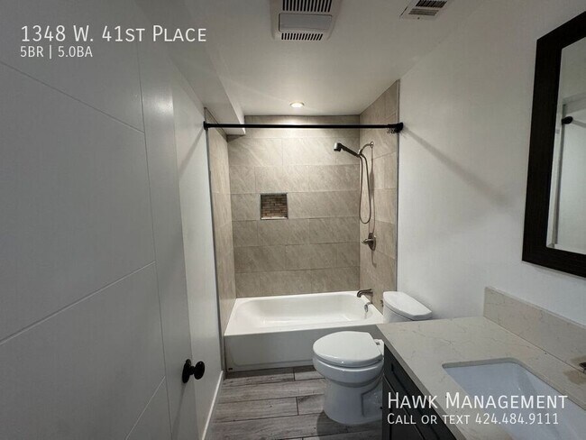 Foto del edificio - 1348 W 41st Pl
