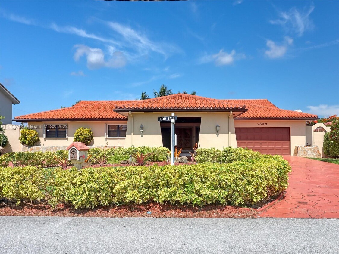 1530 SW 139th Ave, Miami, FL 33184 House Rental in Miami, FL