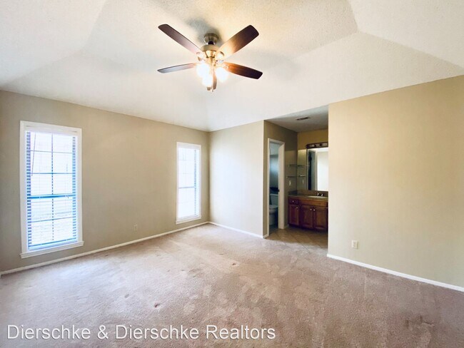 Building Photo - 3 br, 2 bath House - 1642 Parkview Dr