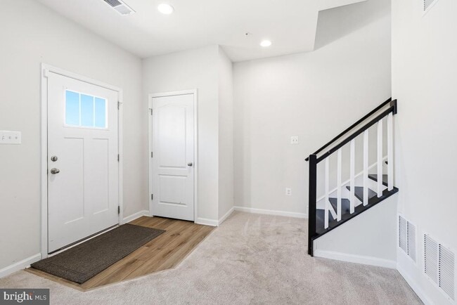 Building Photo - 5820 Imperial Dr