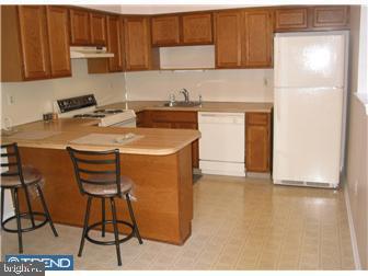 Primary Photo - 2511 Fieldcrest Ave
