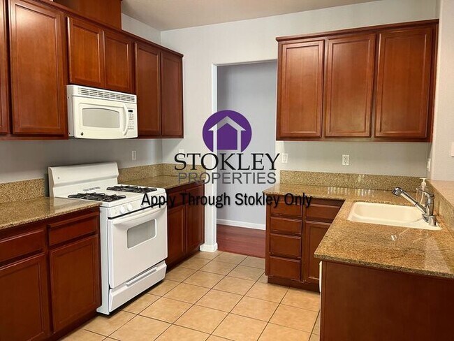 Building Photo - 38 Plum Tree Ct