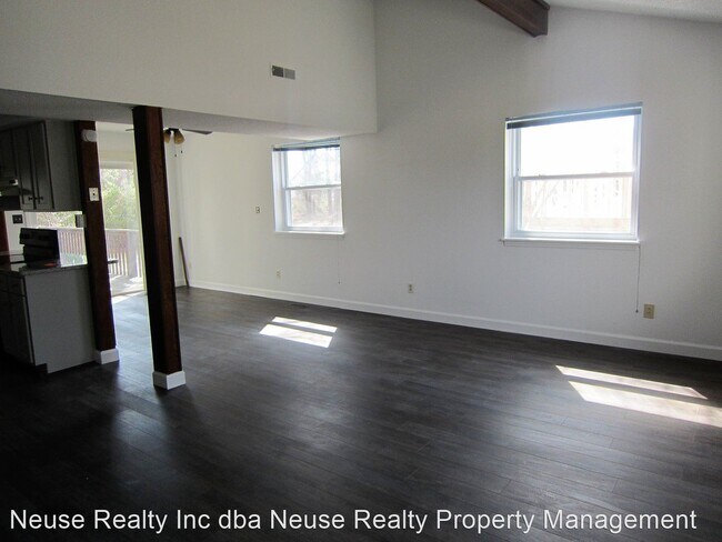 Building Photo - 3 br, 2 bath House - 1208 Caracara Drive