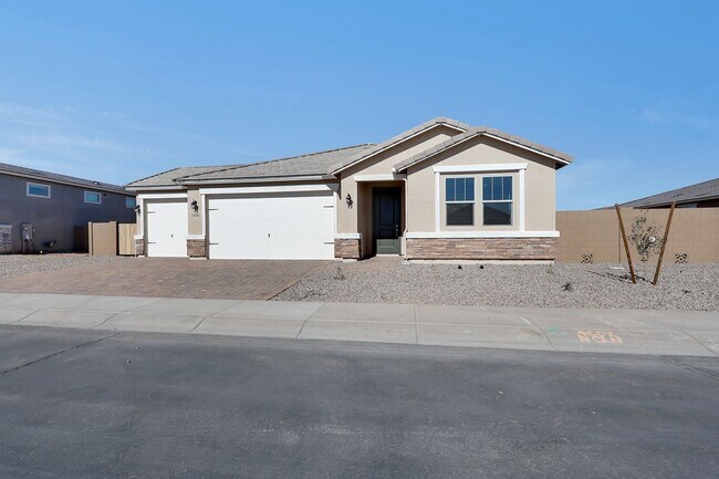 Foto del edificio - HUGE MARICOPA 4 BEDROOM