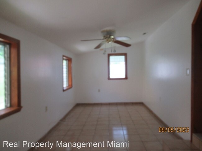 Building Photo - 2 br, 2 bath House - 528 NW 44 Avenue