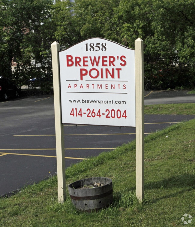 Brewer's Point Apartments Milwaukee, WI