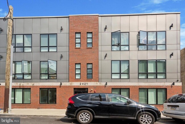 Foto del edificio - 2421 N Mascher St