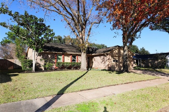 Building Photo - 19626 Moonhollow Dr