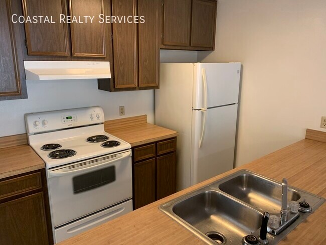 Foto del edificio - 716 Fairview Dr