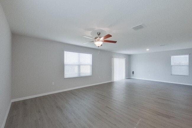 Building Photo - 4459 SW 85 Ln