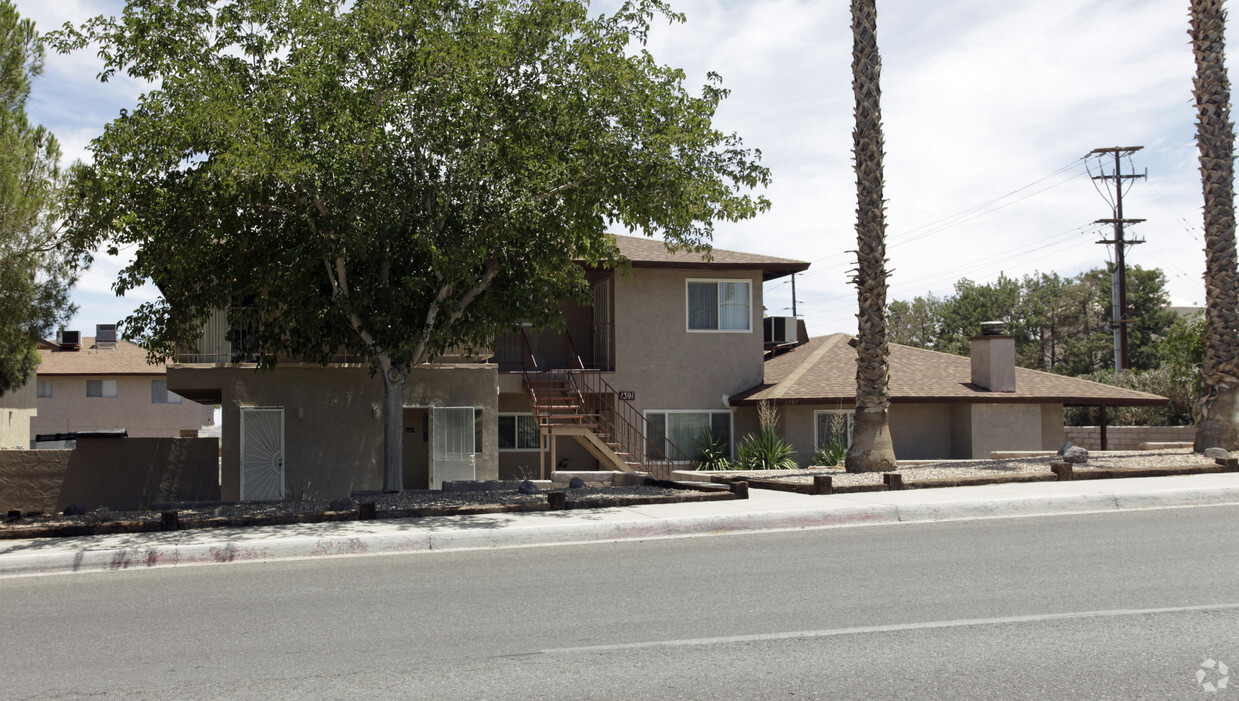 Primary Photo - 1391 Barstow Blvd