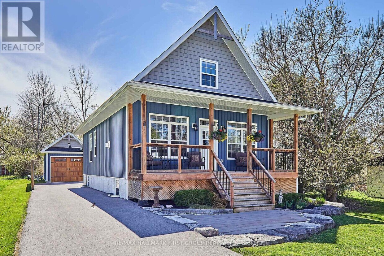 10 Queen St, Kawartha Lakes, ON K0M 1B0 House for Rent in Kawartha