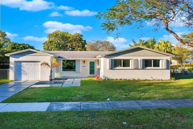 Building Photo - Southwest 103rd Street, Miami, FL 33176 - ...