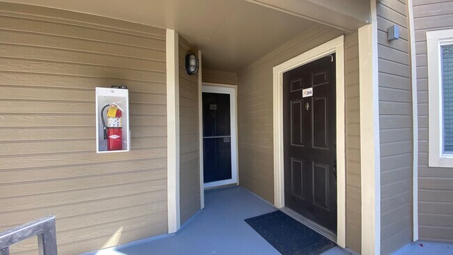 Foto del edificio - **Adorable Updated 2 bed 2 bath Condo for ...
