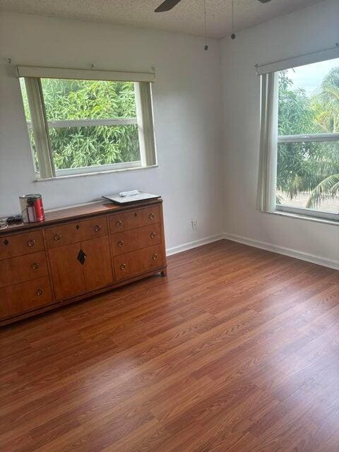 Foto principal - 650 Toxaway Dr