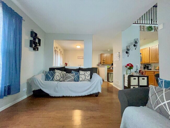 Building Photo - 2242 Gallant Fox Cir