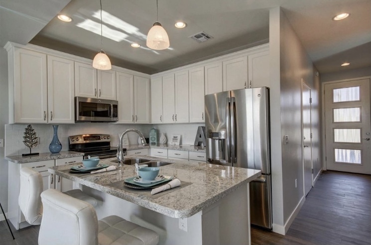 Foto principal - 1276 E Curry Rd