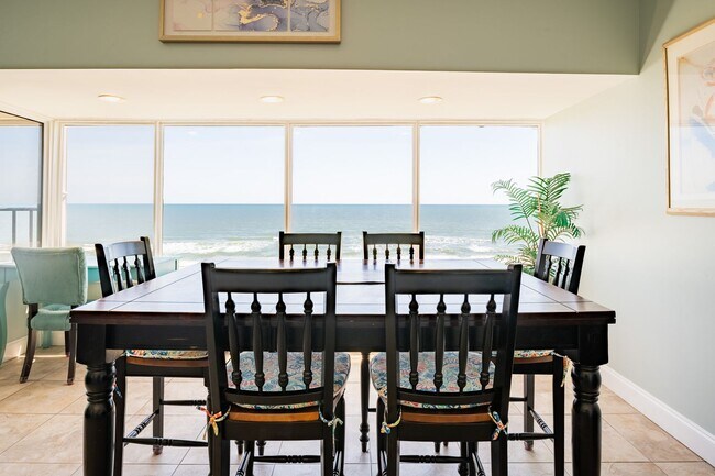 Foto del edificio - PLAN AND SECURE YOUR WINTER GETAWAY NOW, W...