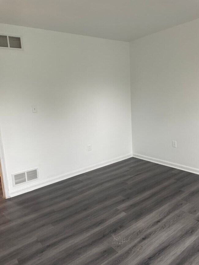 Foto del edificio - 3 Bedroom Town Home In Etters PA