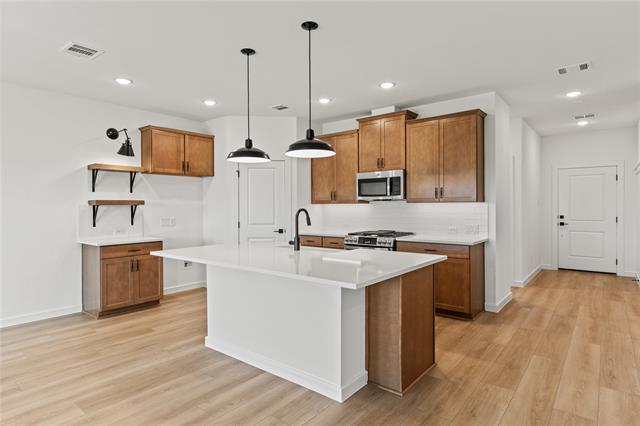 Building Photo - 519 Meadowlark Dr