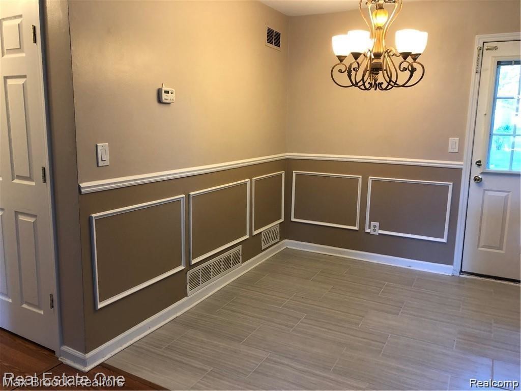 Foto principal - 2599 Ivanhoe Dr