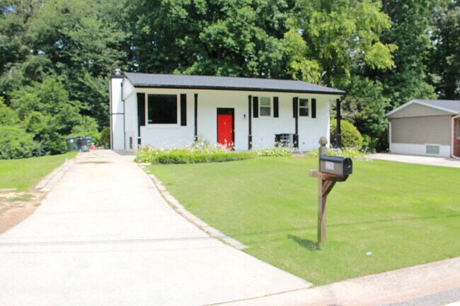 Building Photo - 3795 Admiral Dr
