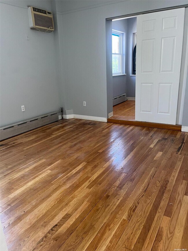 Foto del edificio - 25-12 14th Pl