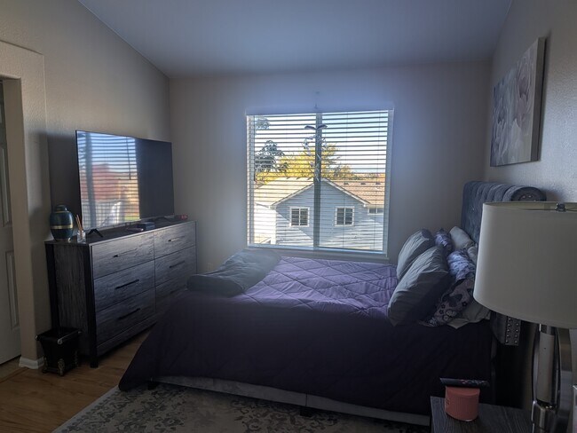 Building Photo - 5616 S Quemoy Ct