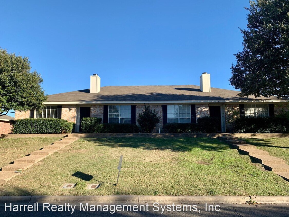 3 br, 2 bath House 1023 Parkview Circle House for Rent in Hewitt