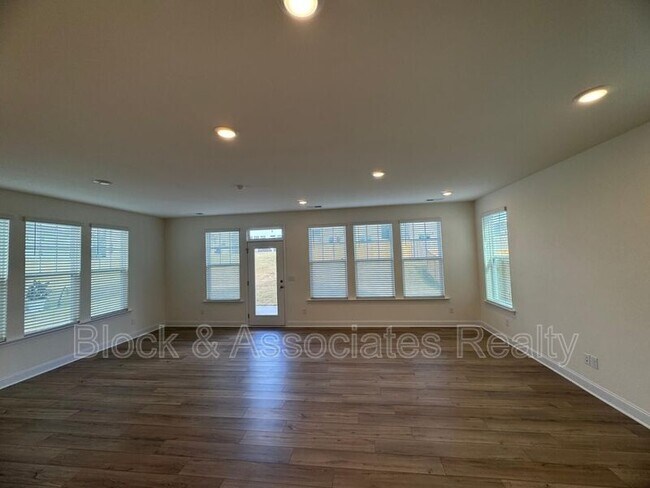 Foto del edificio - 37 Bluebell St