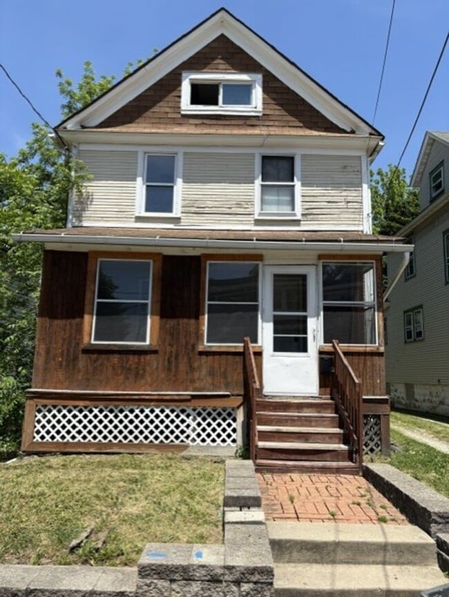 Building Photo - 1005 Florida Ave