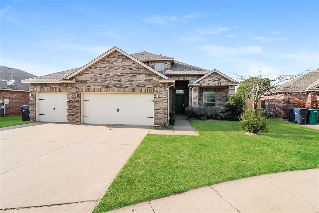 Foto principal - 8905 NW 106th St