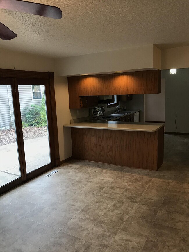 Foto del edificio - 610 Perry St