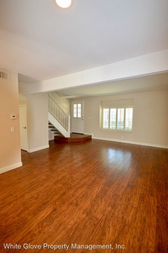 Building Photo - 2 br, 1.5 bath House - 26 Thicket