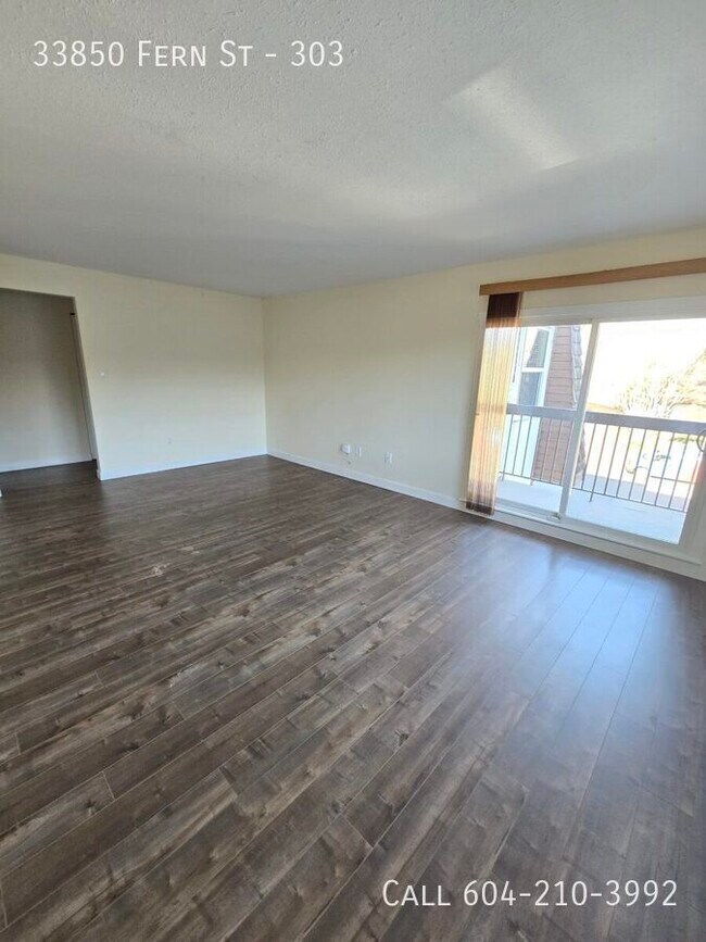 Photo du bâtiment - Spacious Condo In Abbotsford