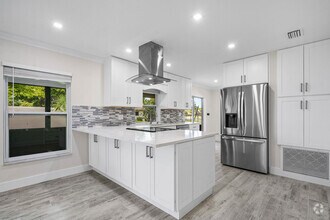 Building Photo - 6098 Winding Brooke Way