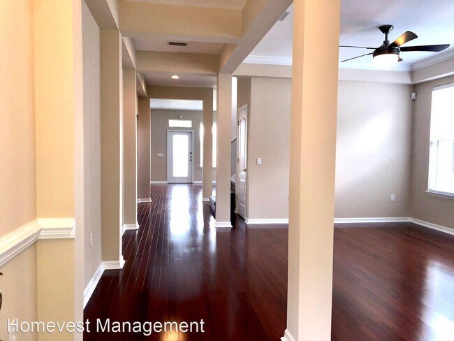 Foto del edificio - 4 br, 2.5 bath House - 6704 Duncaster Street