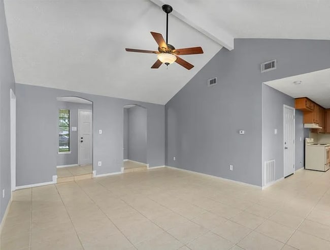 Building Photo - 2126 Redwood St